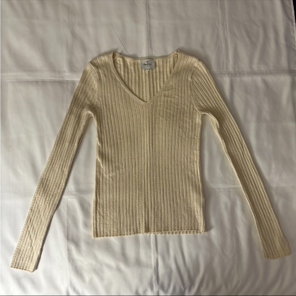 Pepe Jeans London Beige V-Neck Long Sleeve - Lyocell, Acrylic & Wool Blend